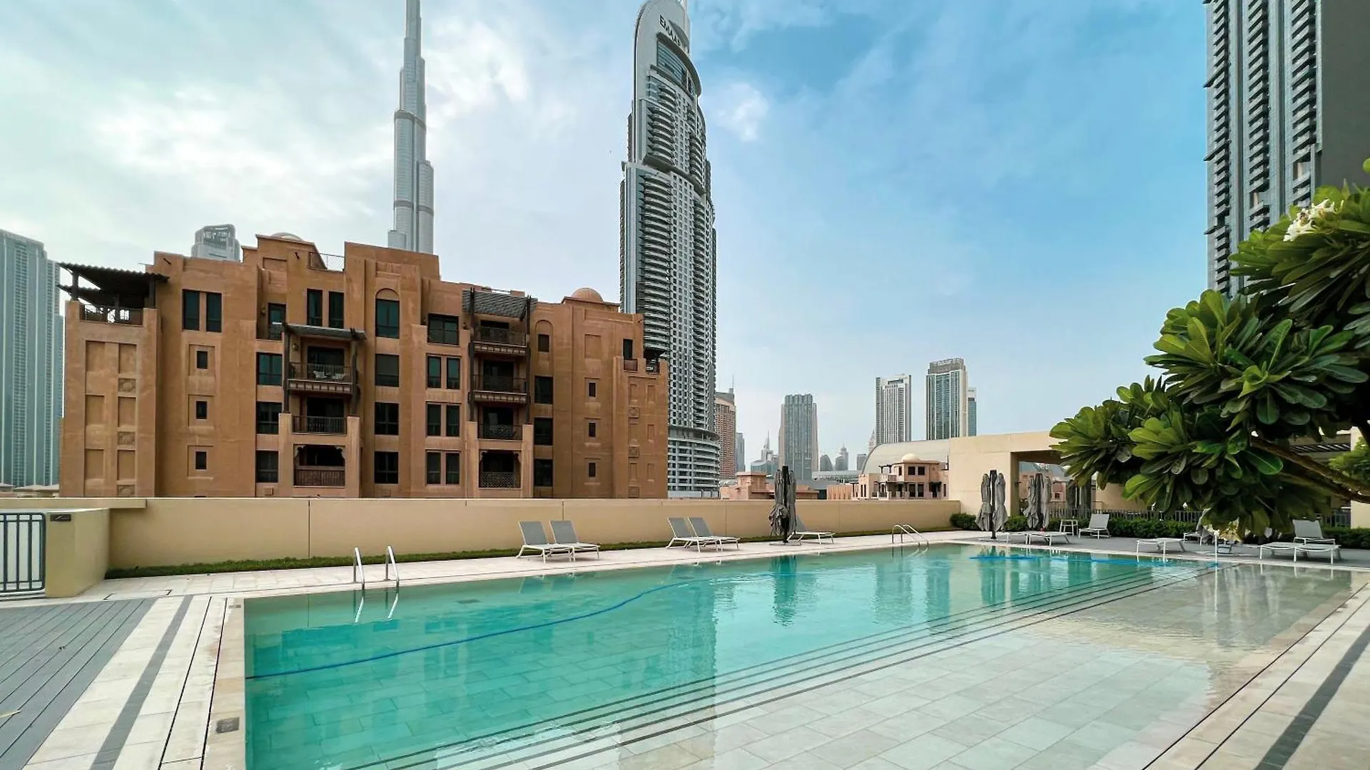 Full Burj Khalifa View! Brand New 2 Bedrooms! 5Min Walk From Dubai Mall! 0*,