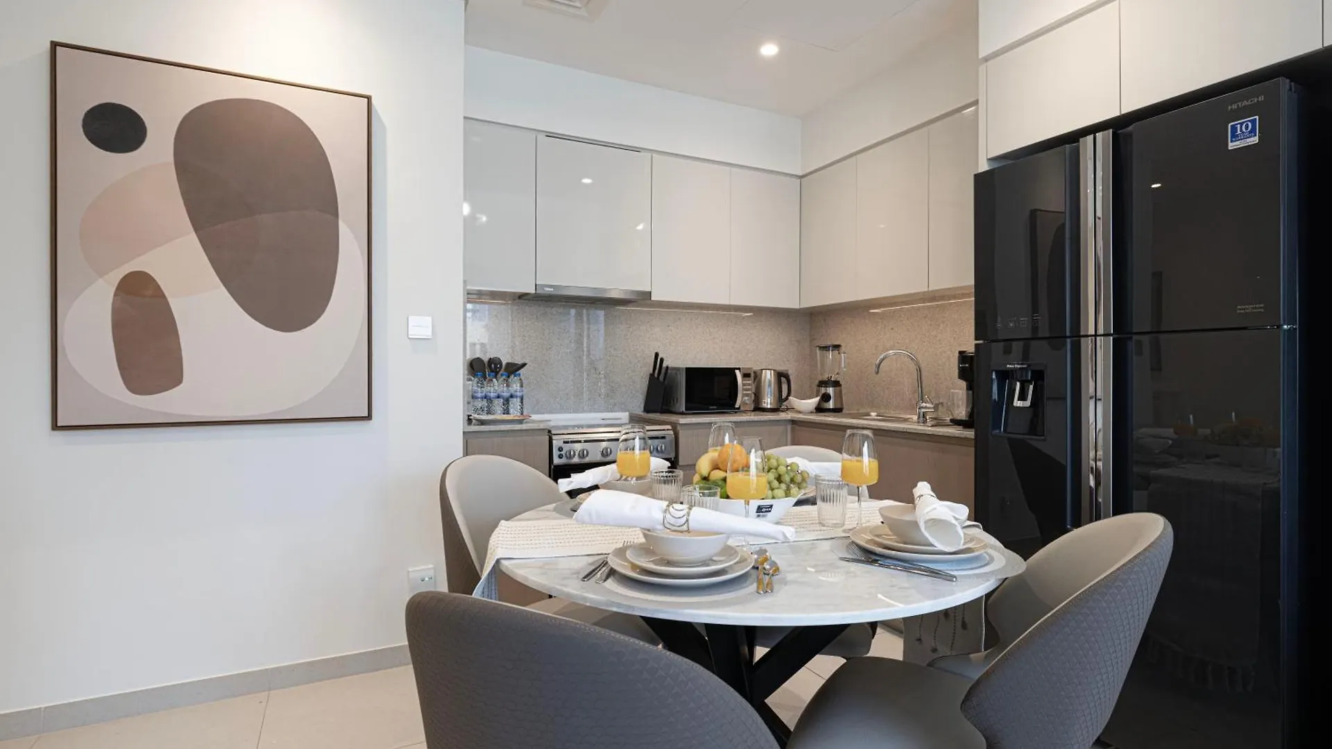 Apartment Full Burj Khalifa View! Brand New 2 Bedrooms! 5Min Walk From Dubai Mall!