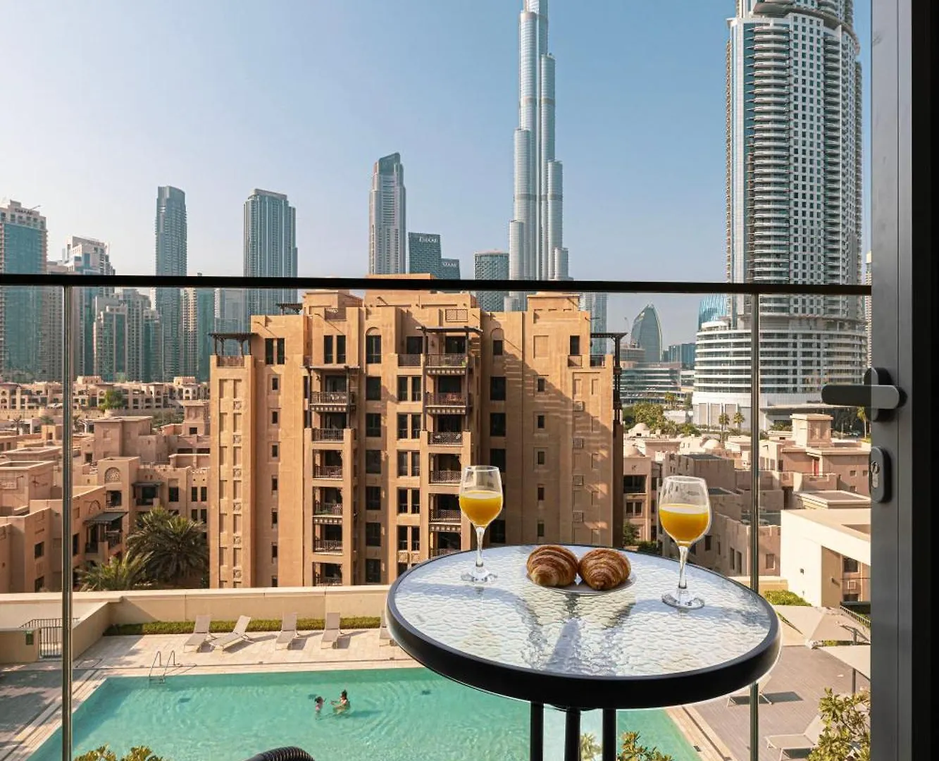 Apartment Full Burj Khalifa View! Brand New 2 Bedrooms! 5Min Walk From Dubai Mall!